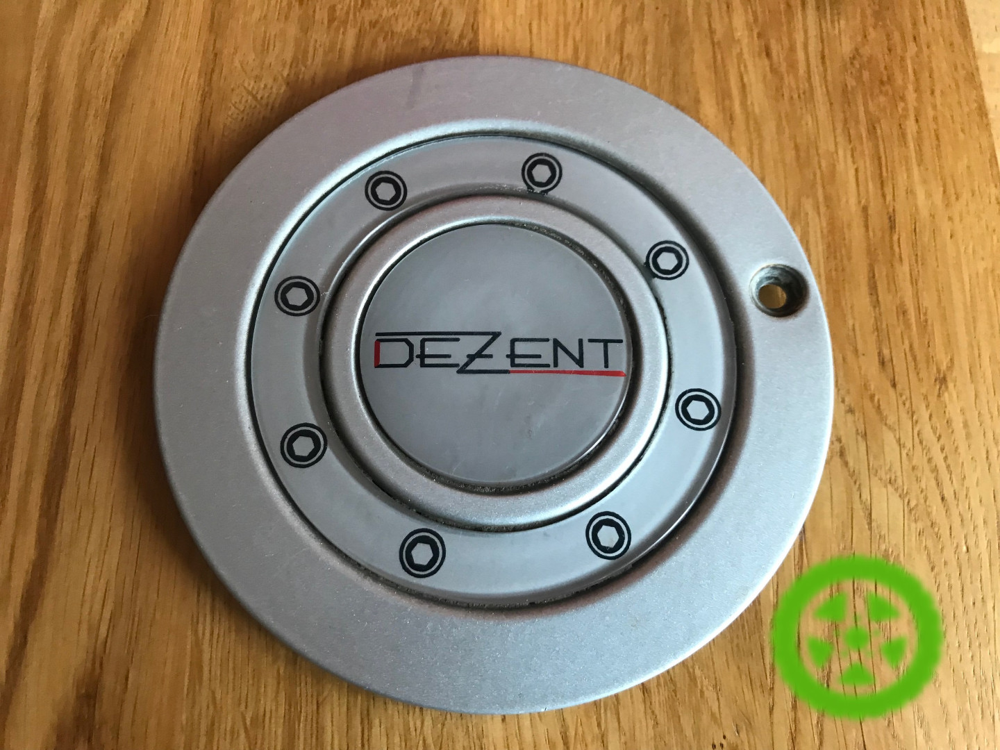 Wheel center caps  Dezent CD1