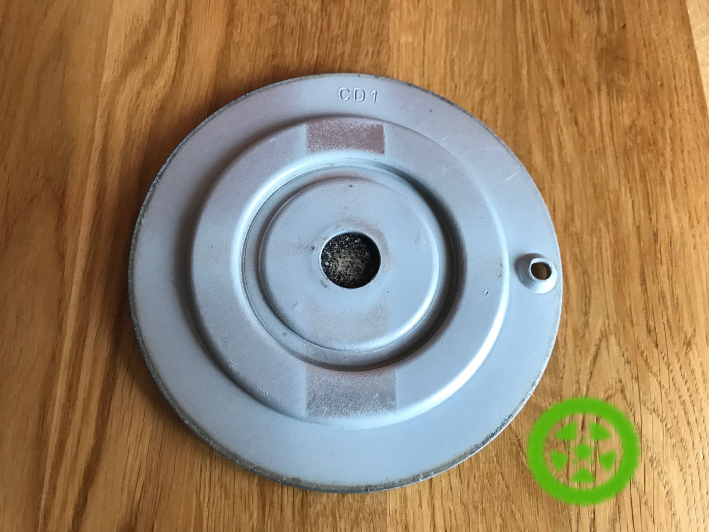 Оригінальний ковпачок на диски Dezent CD1