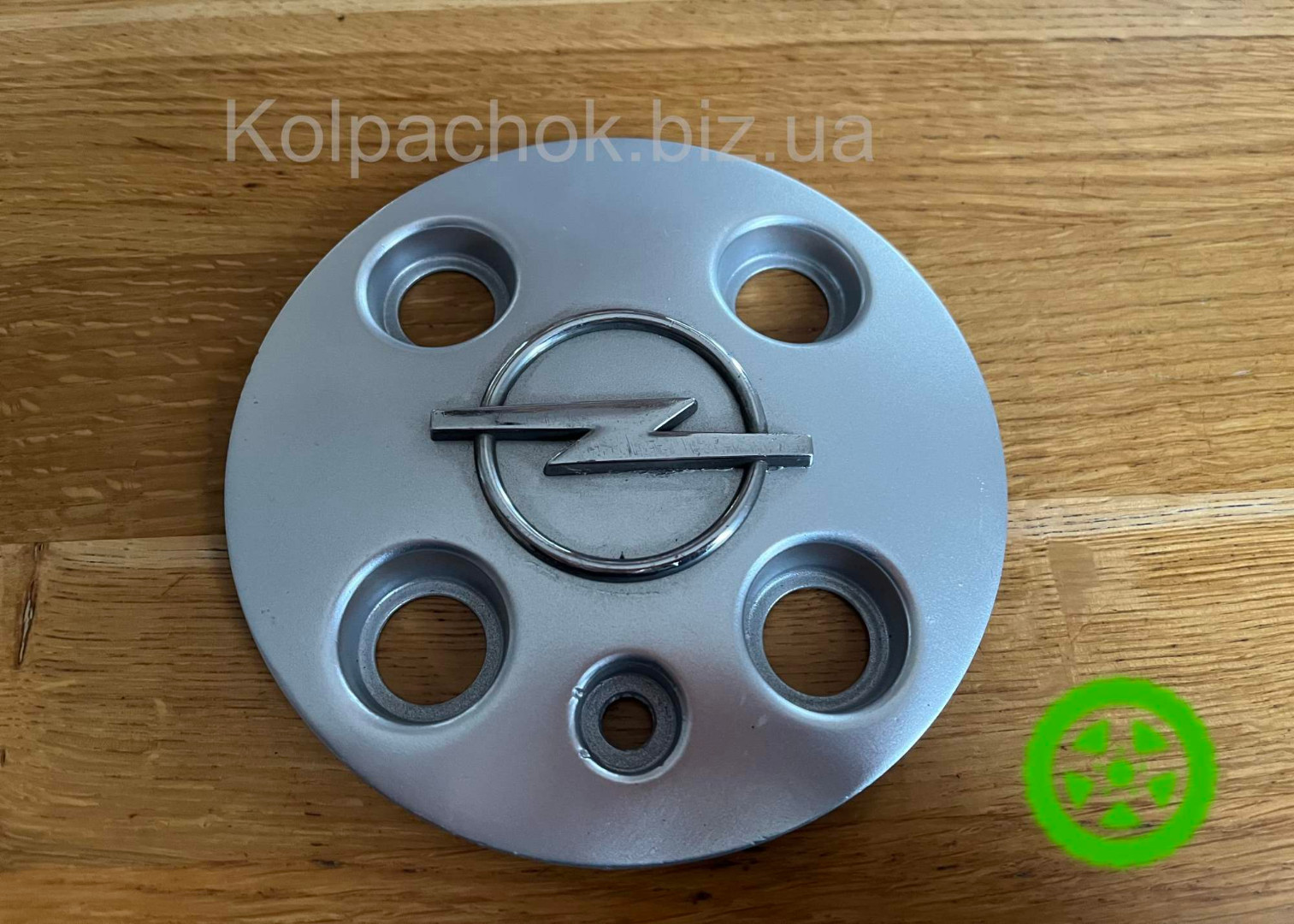 Оригинальный колпачок на диски Opel 90576192