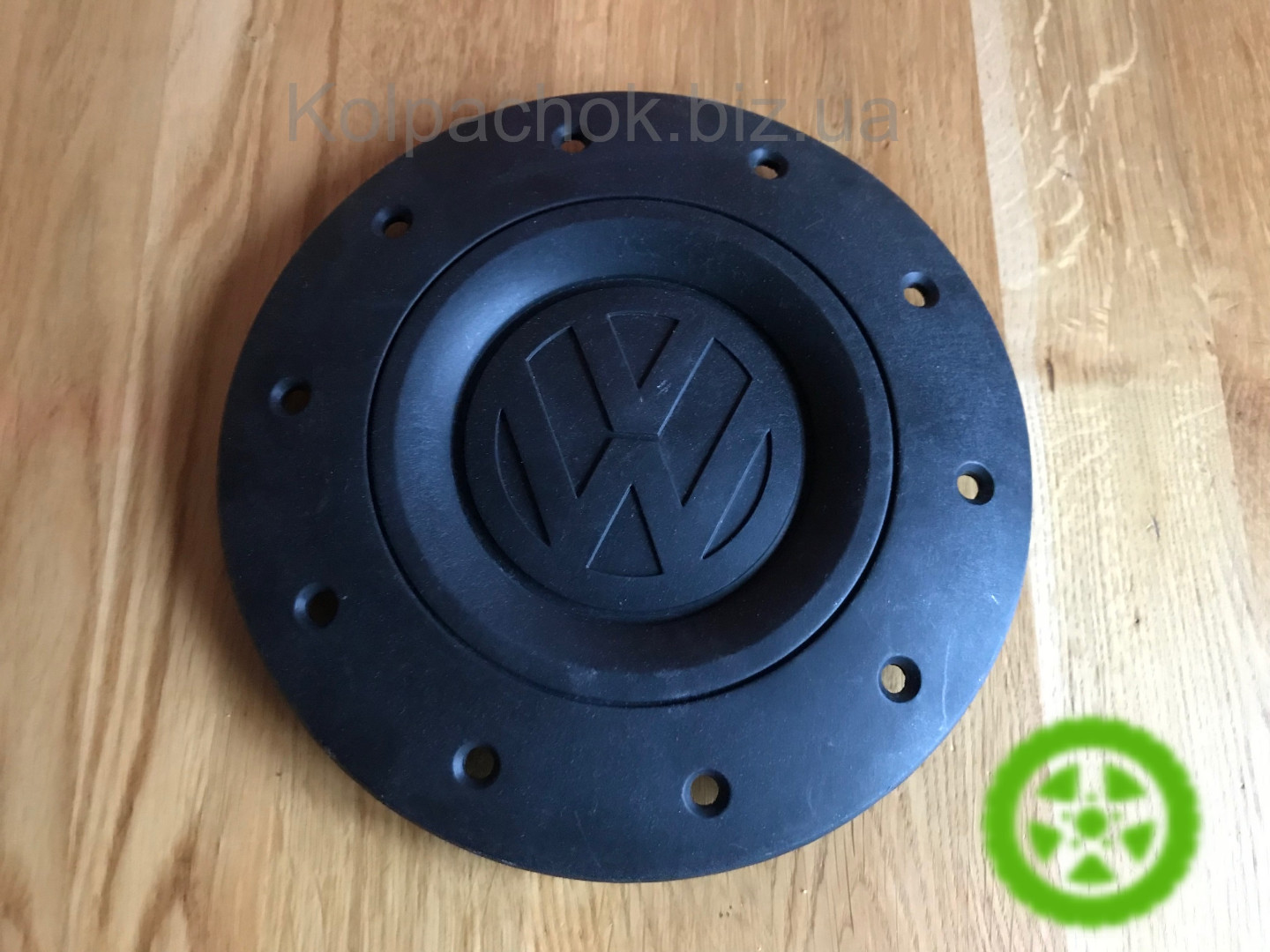 Wheel center caps Volkswagen 7H0601151