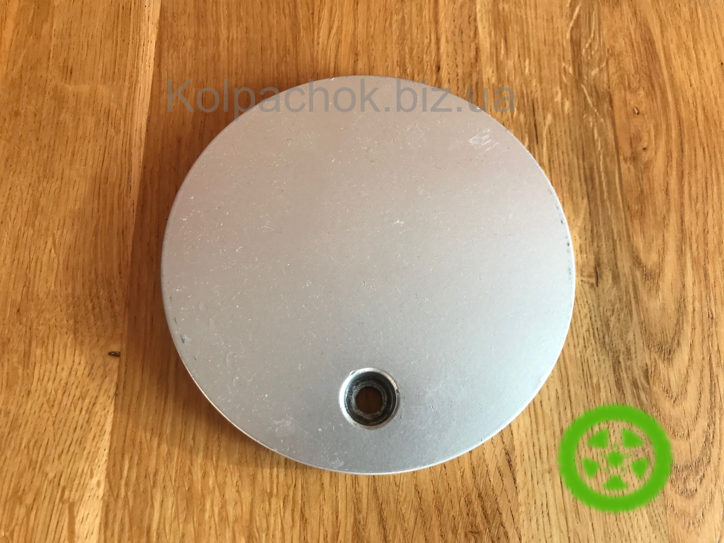 Wheel center caps  149mm