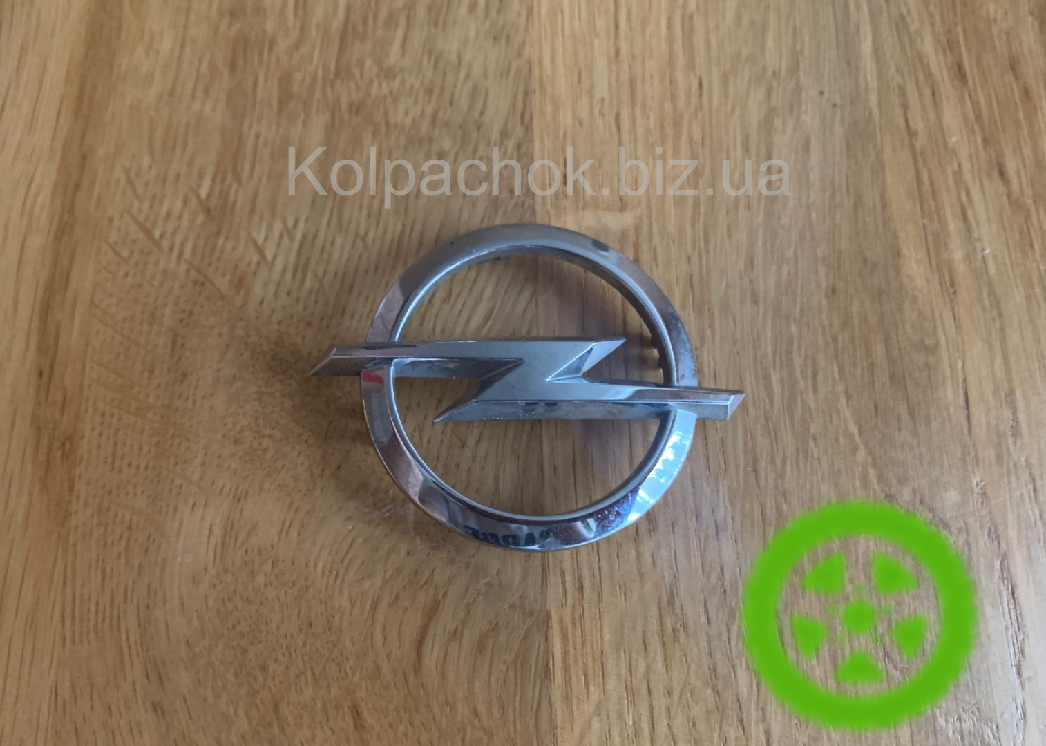 Емблема Opel 5180010201