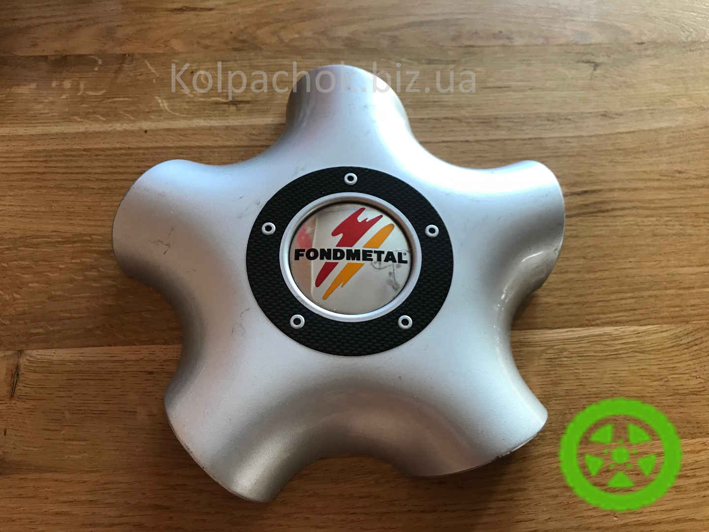 Оригинальный колпачок на диски Fondmetal TECH 1
