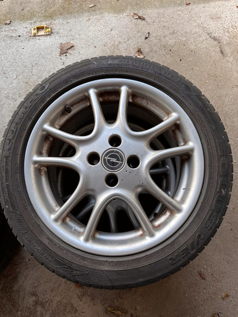 Оригінальний ковпачок для дисків Opel 76110035