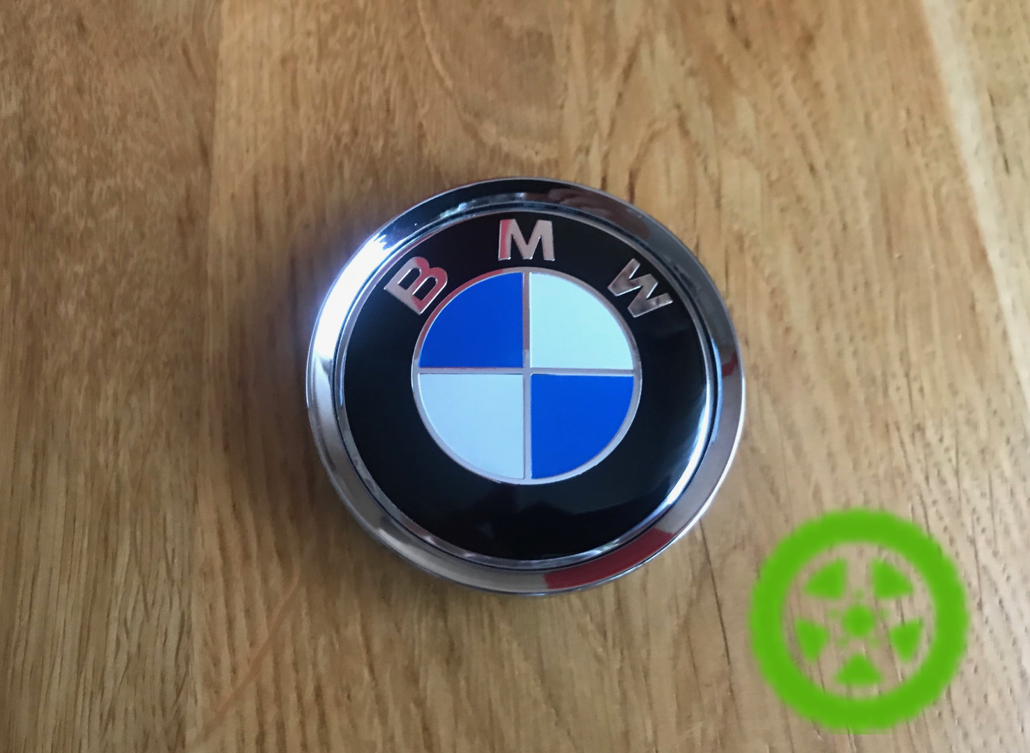 Wheel center caps for BMW N32 (64-61mm)