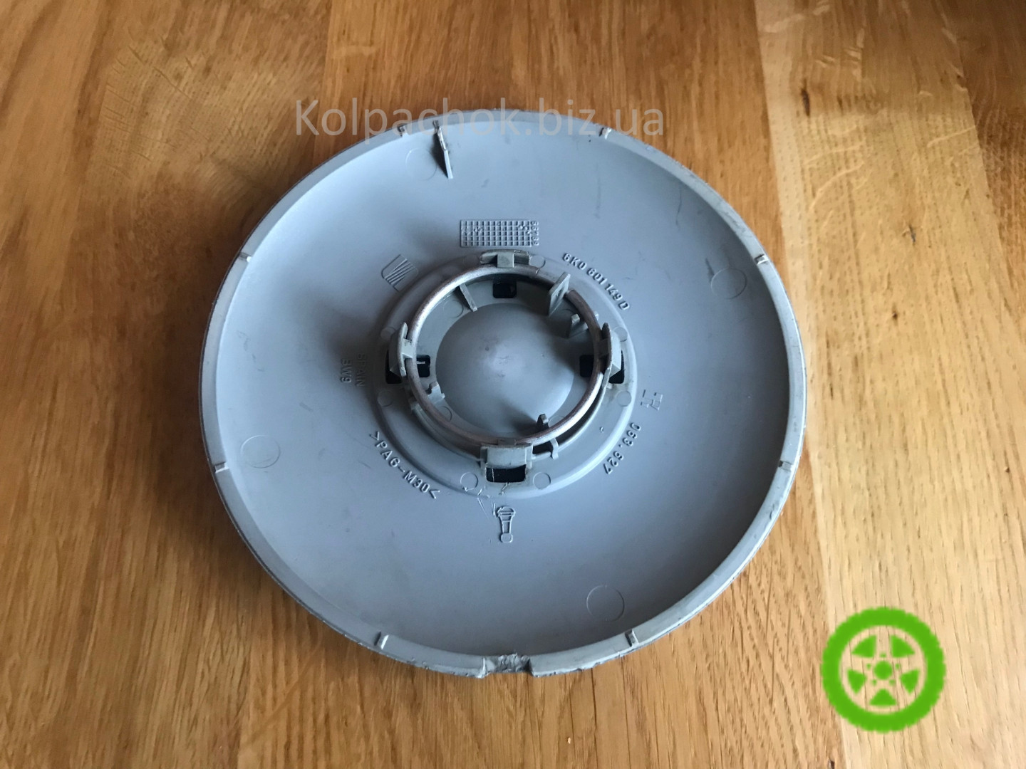 Оригінальний ковпачок для дисків Seat 6K0601149D