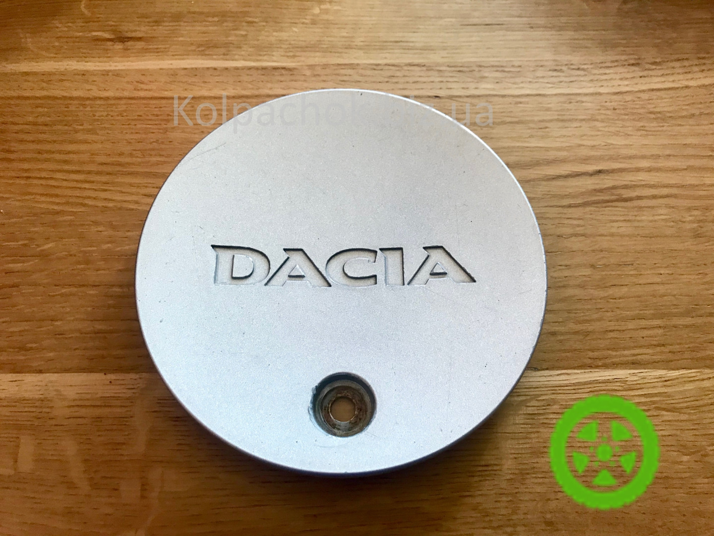 Оригинальный колпачок на диски Dacia 8200286931