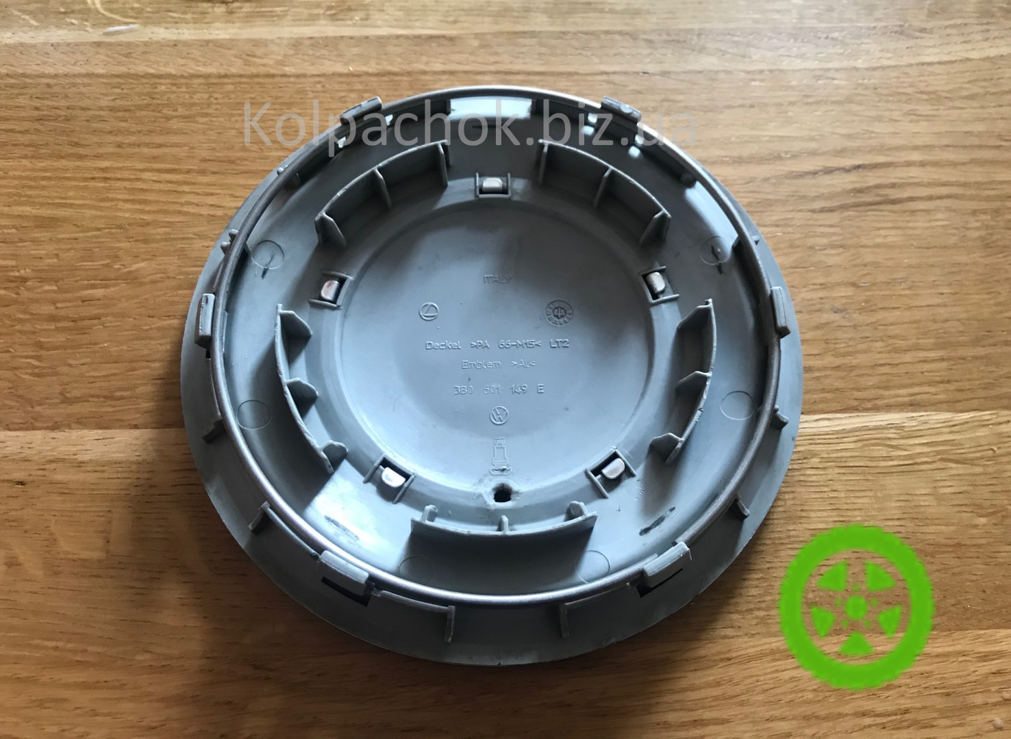 Оригінальний ковпачок для дисків Volkswagen  3B0601149E