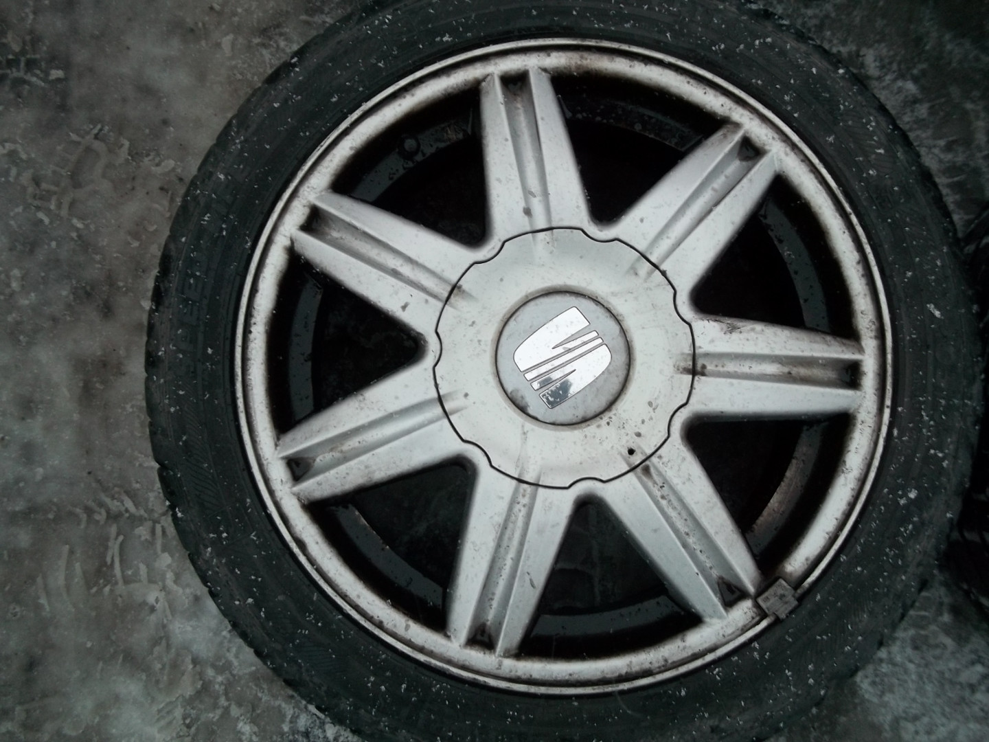 Оригінальний ковпачок для дисків Seat 6L0601149J