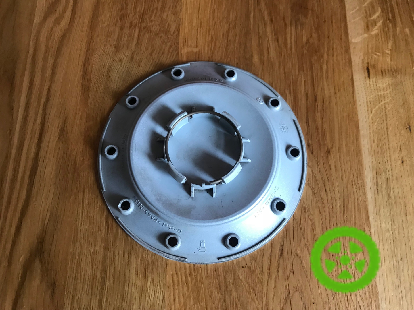 Оригінальний ковпачок для дисків Volkswagen 6Q0601149G