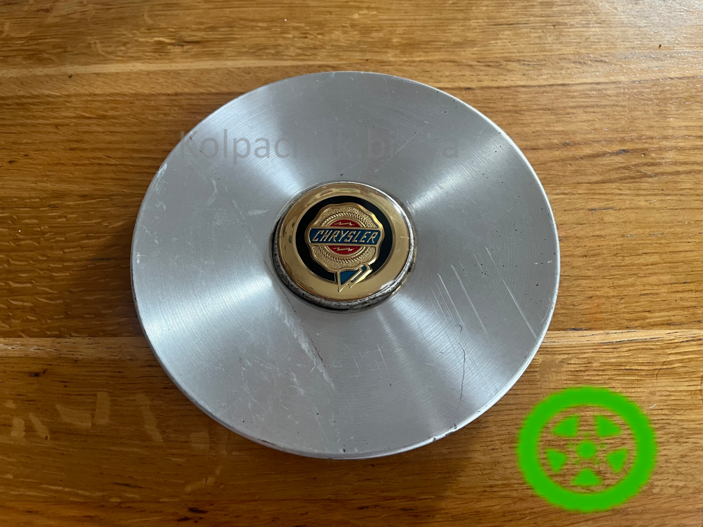 Оригинальный колпачок на диски Chrysler 04743123AA
