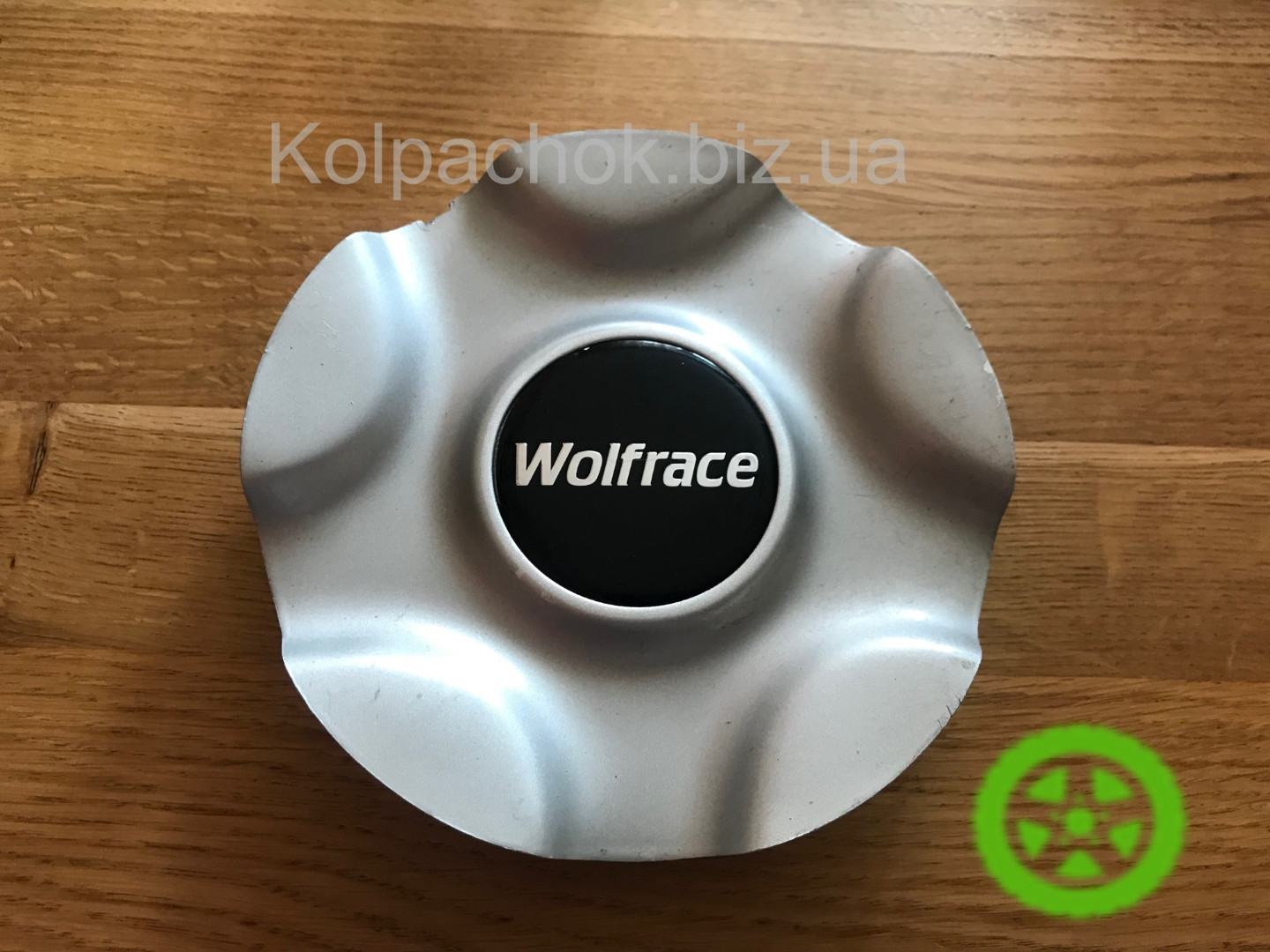 Оригинальный колпачок на диски Wolfrace
