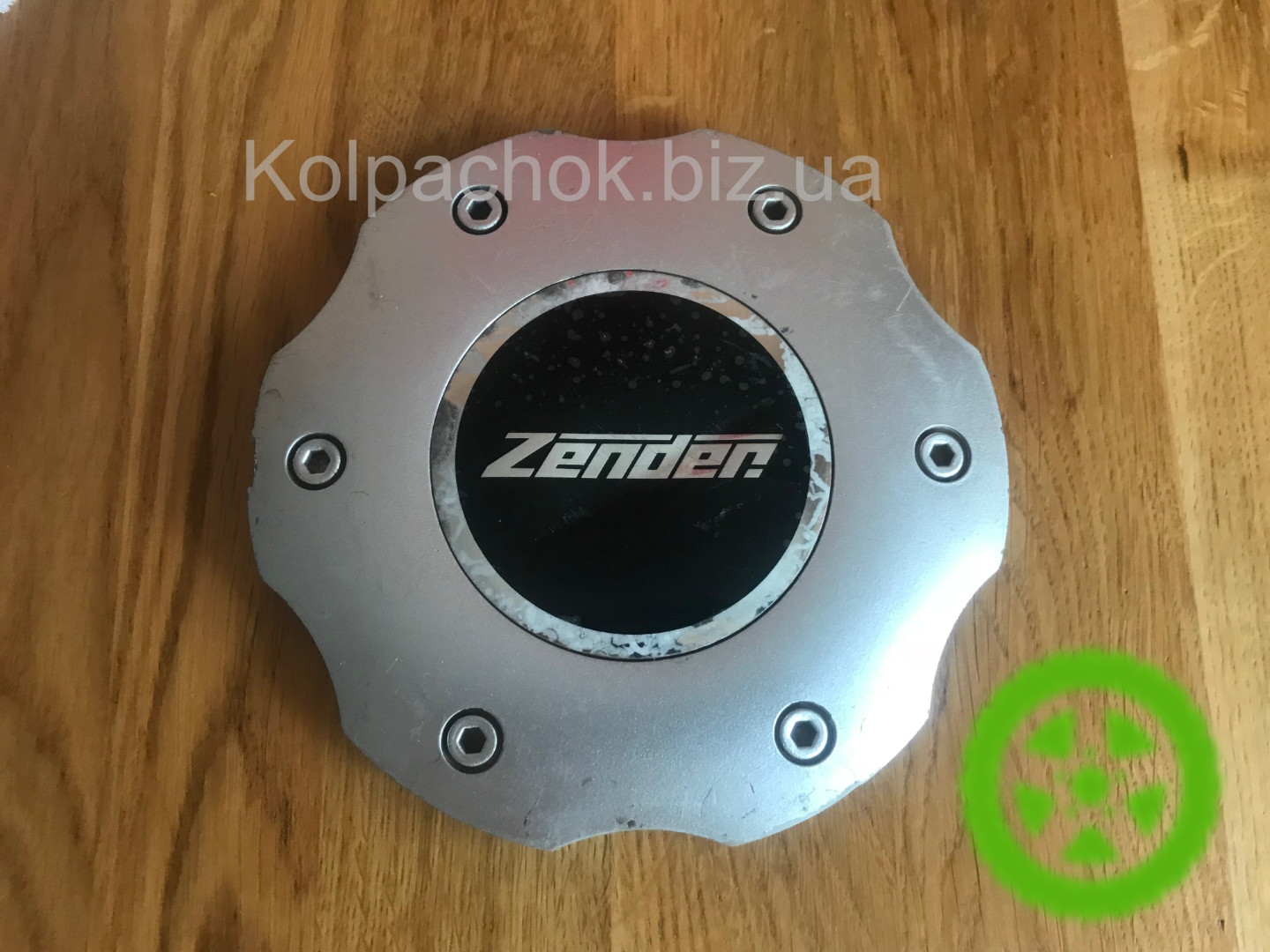 Оригинальный колпачок на диски Zender 20005117