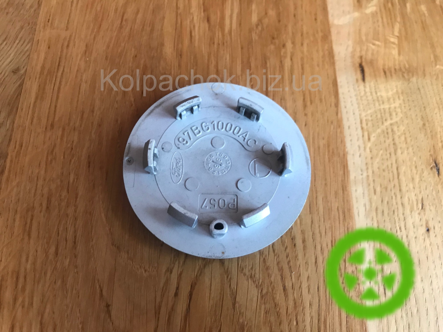 Оригінальний ковпачок для дисків Ford 1329570 97BG1000AC