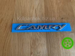 Эмблема надпись шильдик Toyota Camry 75442-33300