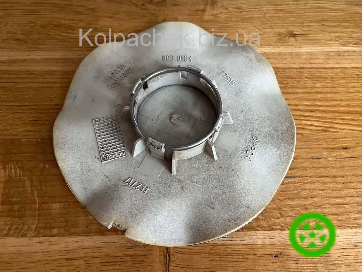 Оригінальний ковпачок для дисків  Ronal 0030104