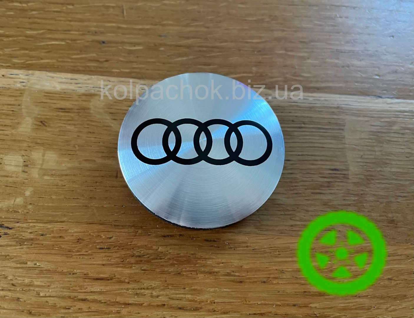 The center caps with Audi logo for Borbet 74404 wheels