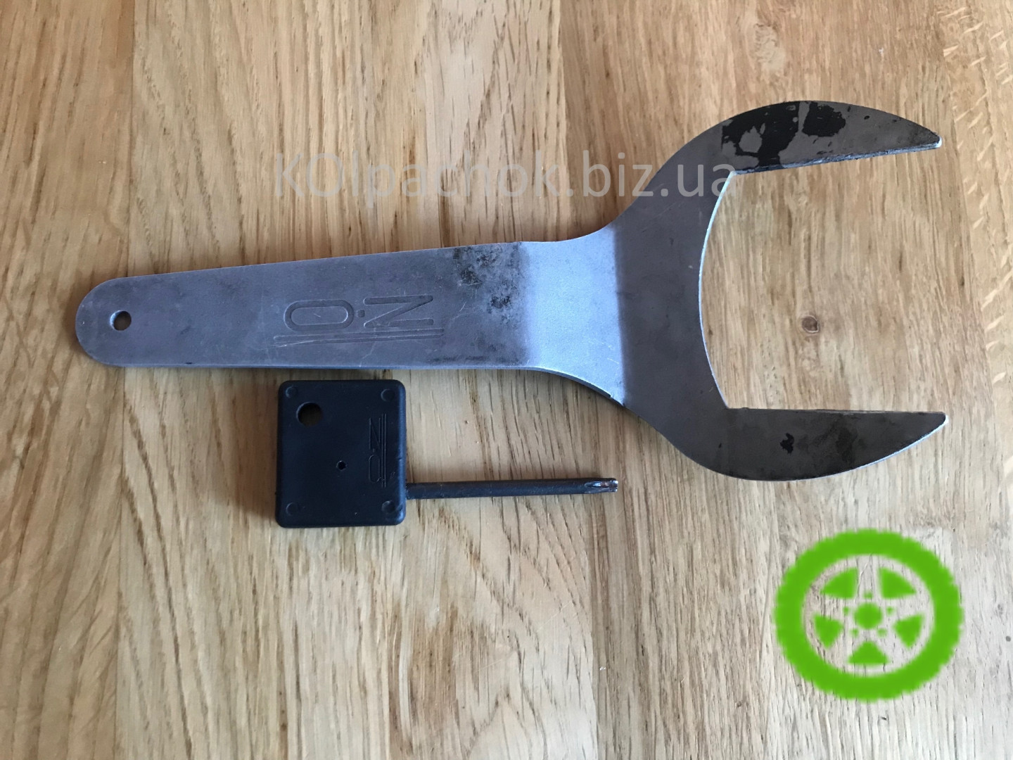 Ковпачки на диски OZ F1 Racing M575 + M574 (оригінал)