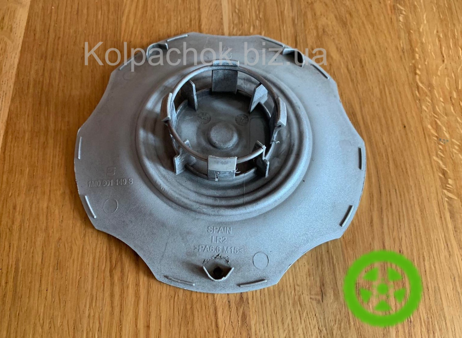 Оригінальний ковпачок для дисків Seat 1M0601149S