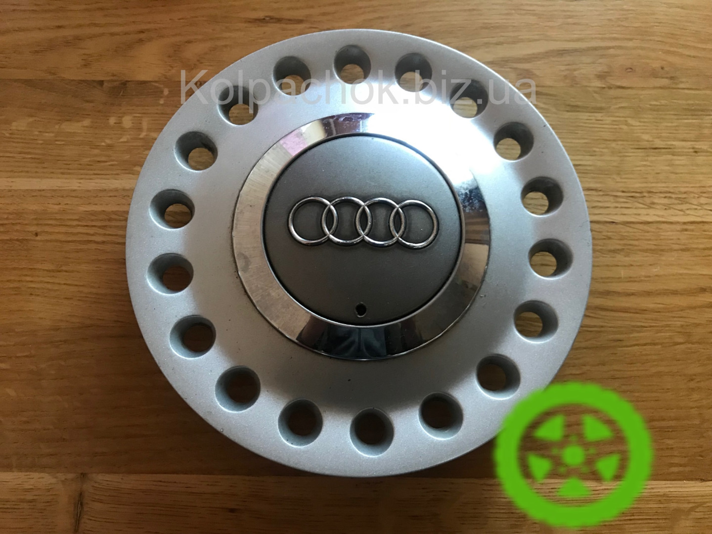 The center caps with Audi logo for Volkswagen wheels 1C0601149A