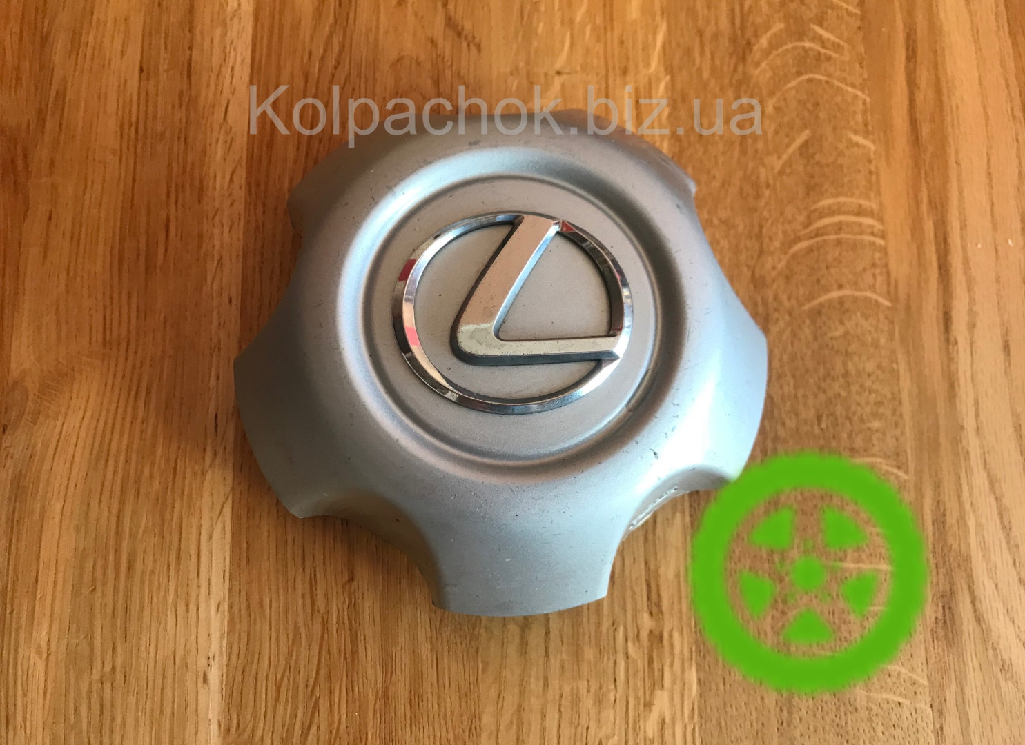Оригинальный колпачок на диски Lexus LX470 42603-60600