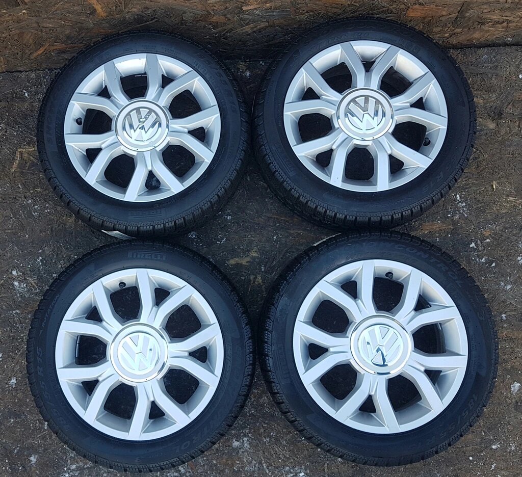 Ковпачки на диски Volkswagen UP 1S0601149D (оригінал)