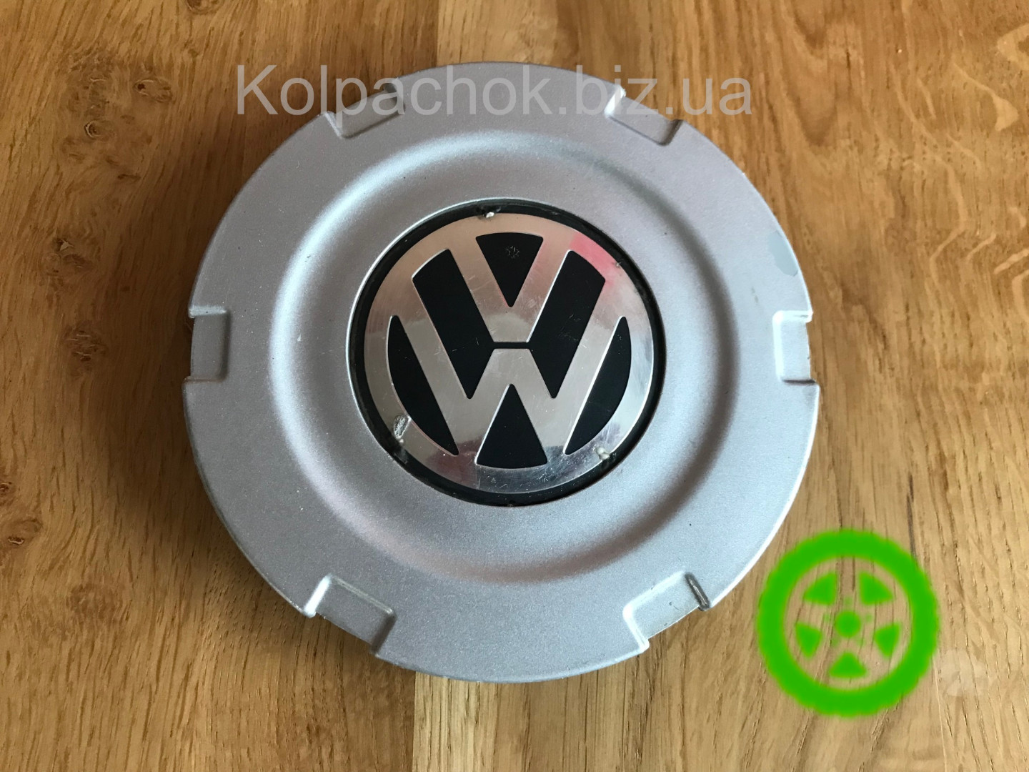 Ковпачки на диски Volkswagen Gol Pointer 377601149J (оригінал)