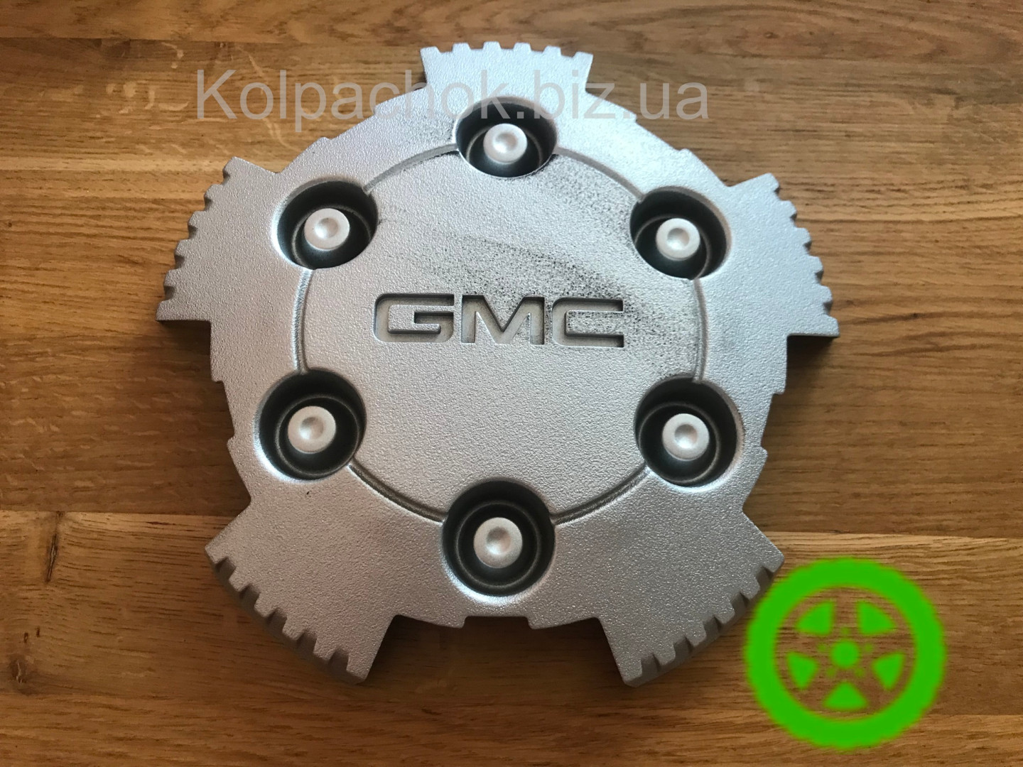 Оригинальный колпачок на диски GMC Canyon 9593989