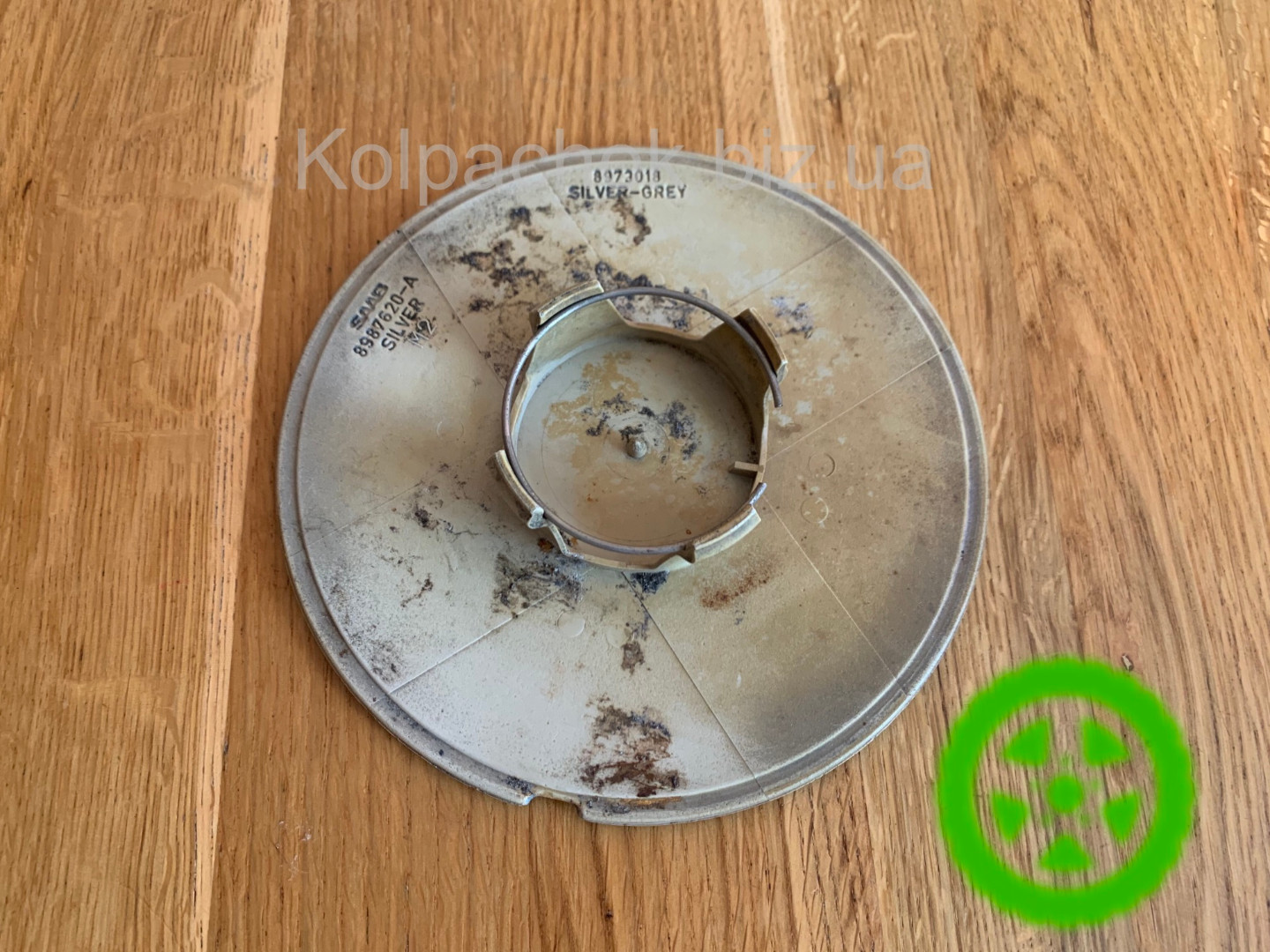 Оригінальний ковпачок для дисків Saab 8987620-A