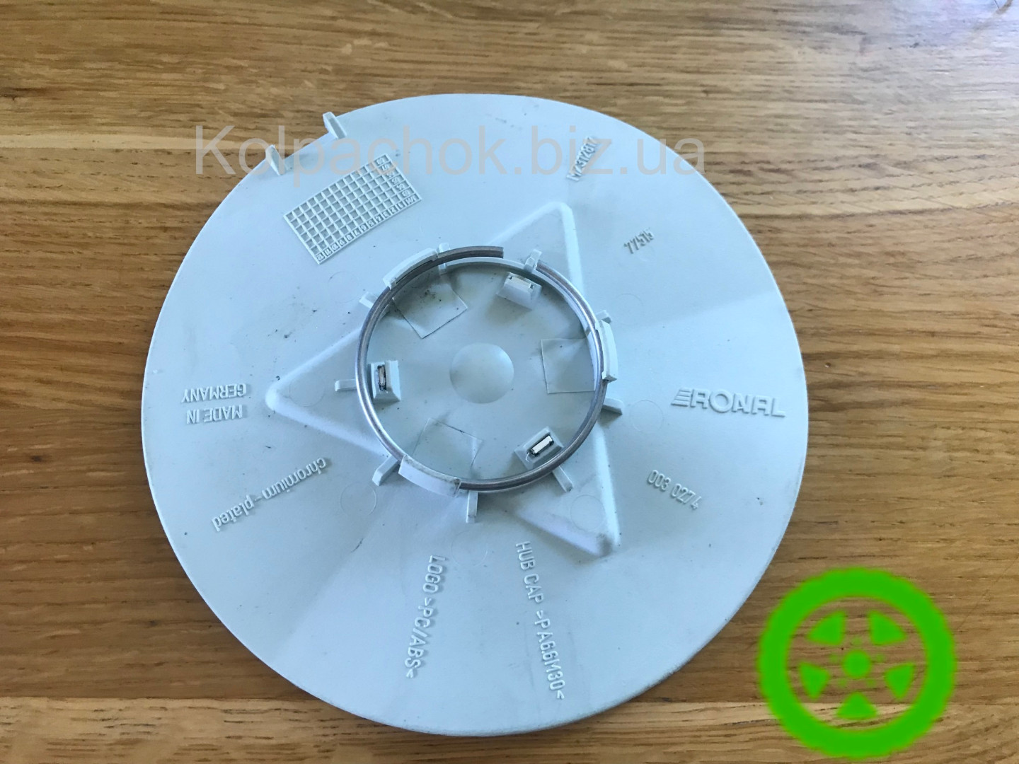 Оригінальний ковпачок Mitsubishi  для дисків Ronal 0030274 MZ312817