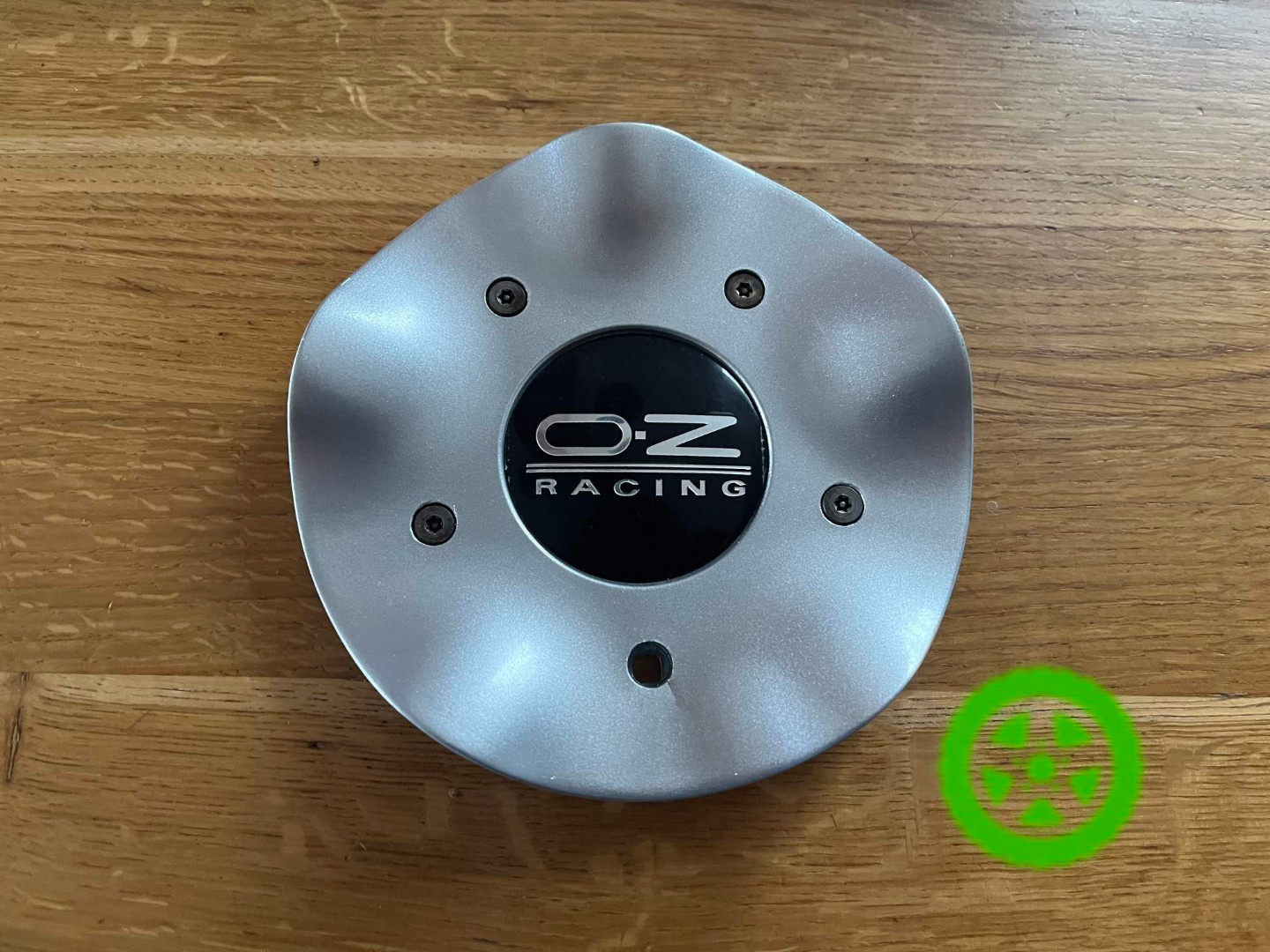 Оригинальный колпачок на диски OZ M519