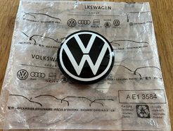 Volkswagen Center Cap 10A601171 (Genuine) – ID.3, ID.4, ID.5, ID.6 – 60mm