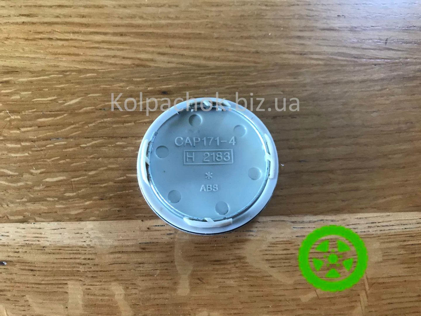 Ковпачки на диски MOMO Corse CAP171
