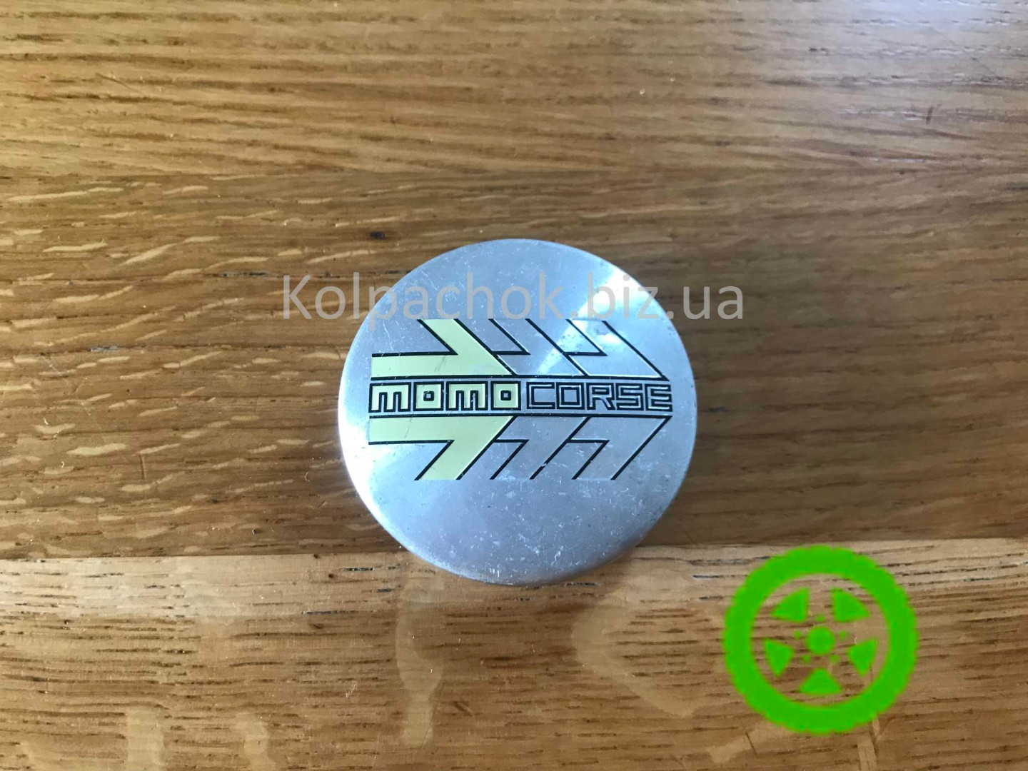 Колпачки на диски MOMO Corse CAP171