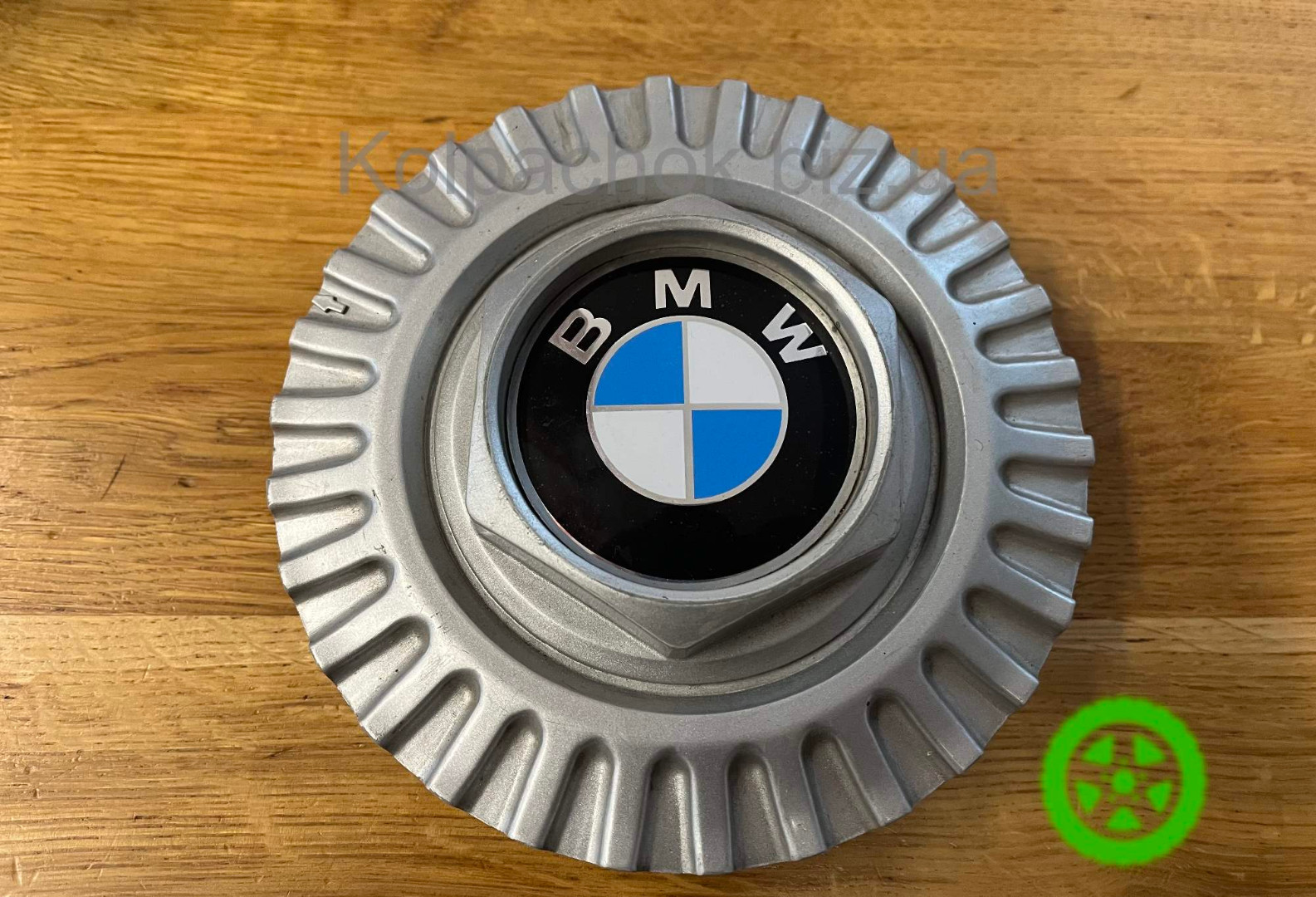 Оригинальный колпачок на диски BMW 36131180581