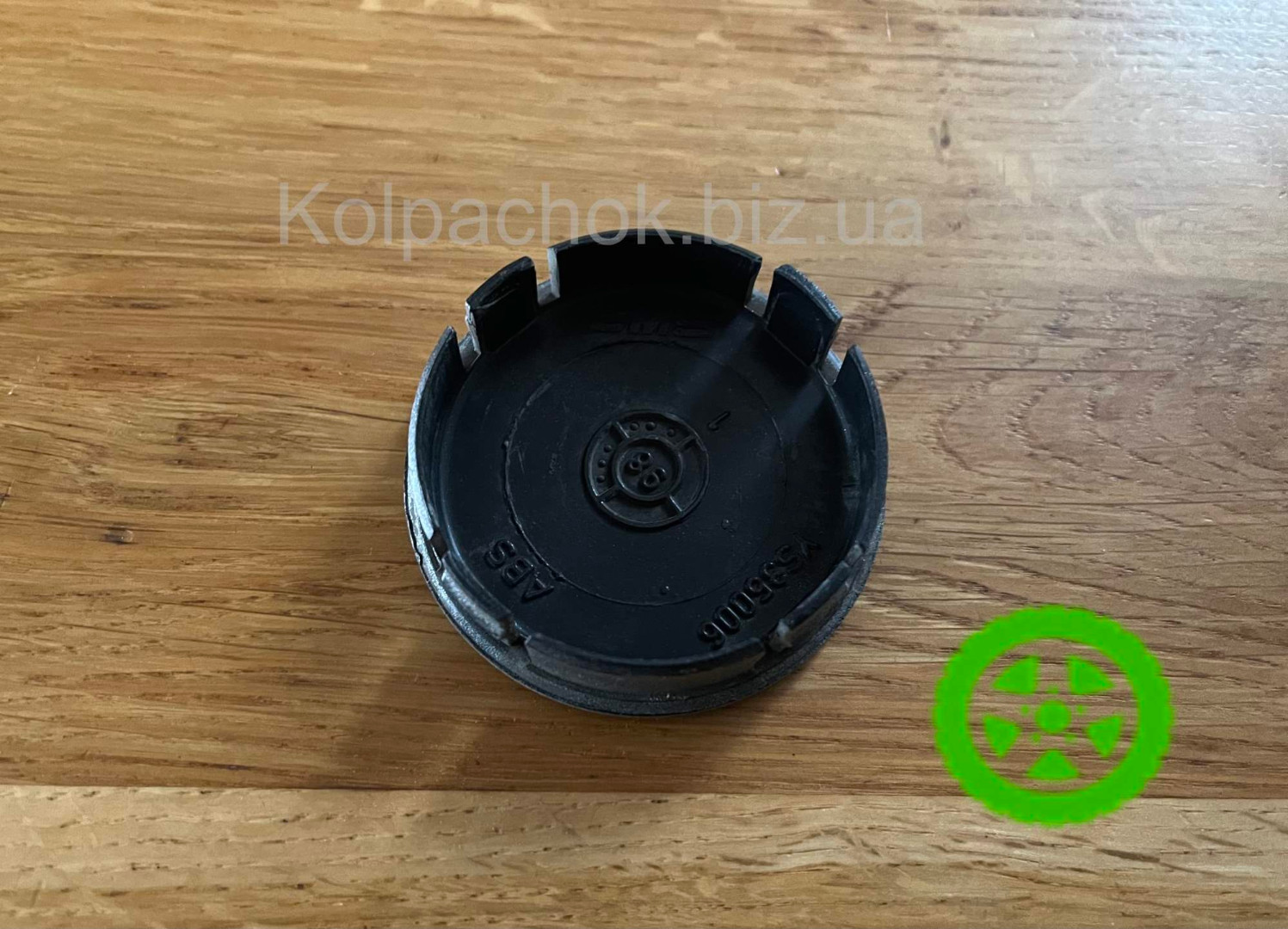 Оригінальний ковпачок Mazda  для дисків CMS YS1035N015