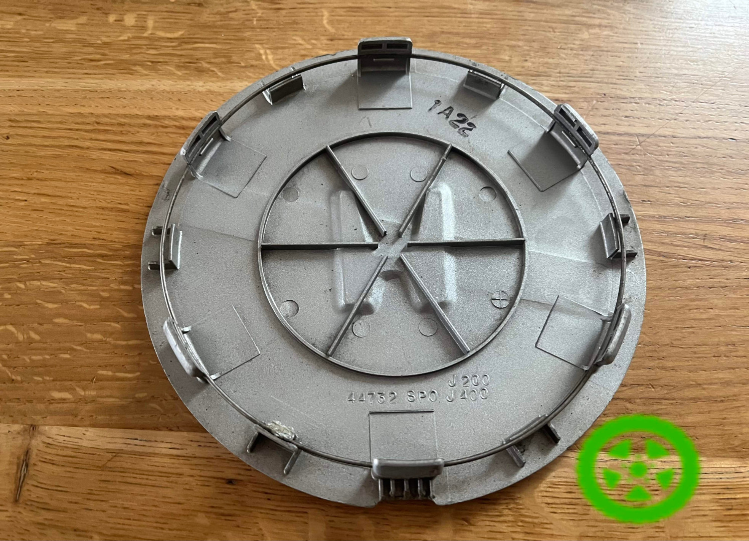 Оригінальний ковпачок для дисків Honda 44742-SP0-J200