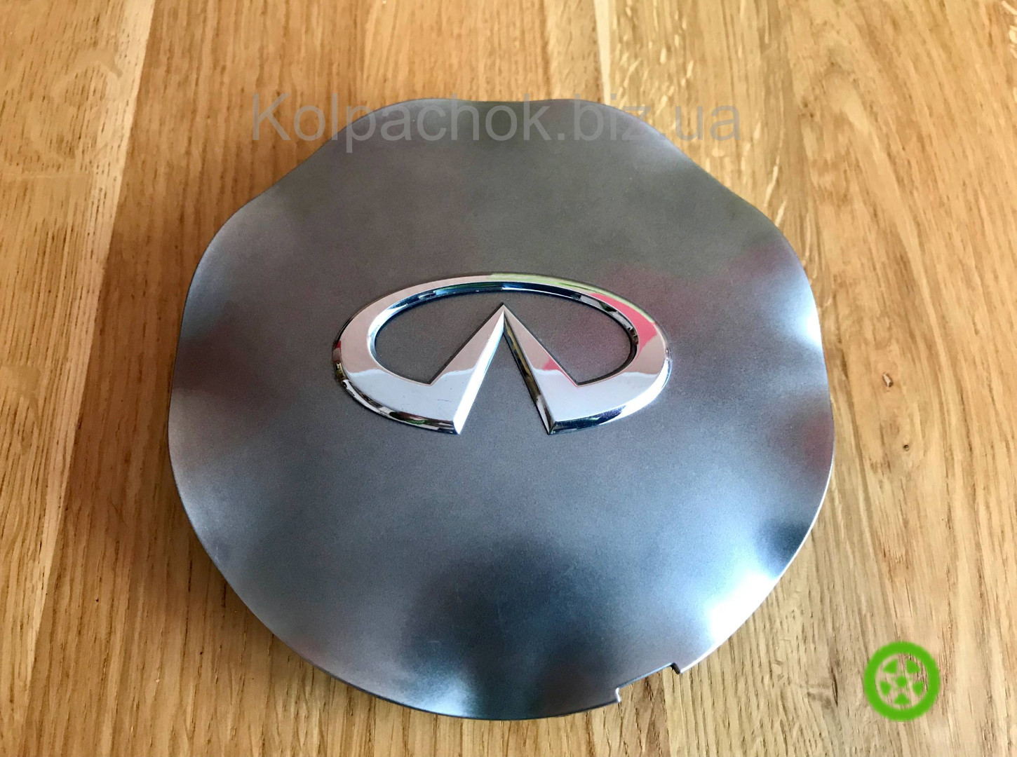Оригинальный колпачок на диски Infiniti 40315CG210