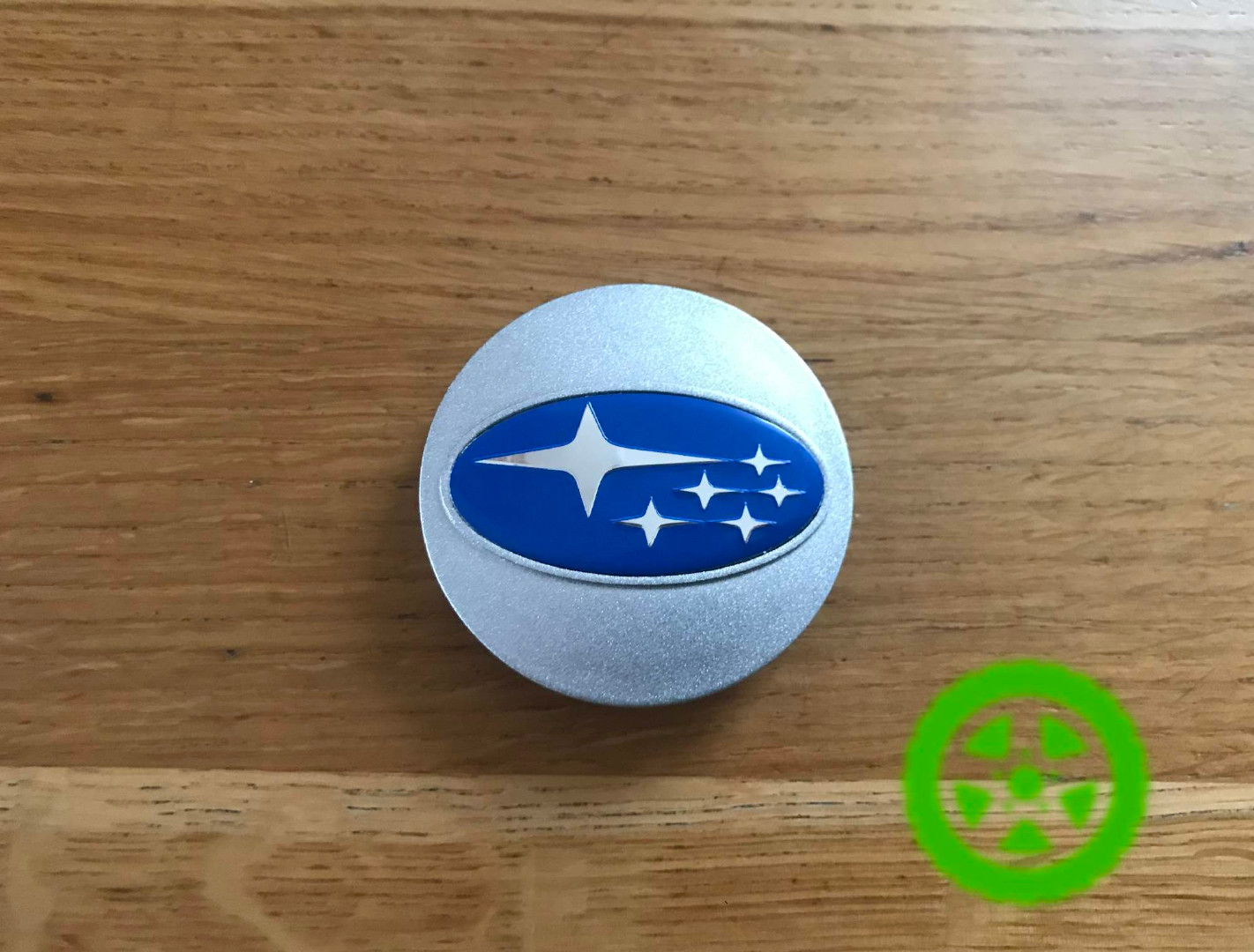 Wheel center caps Subaru 28821-VA011