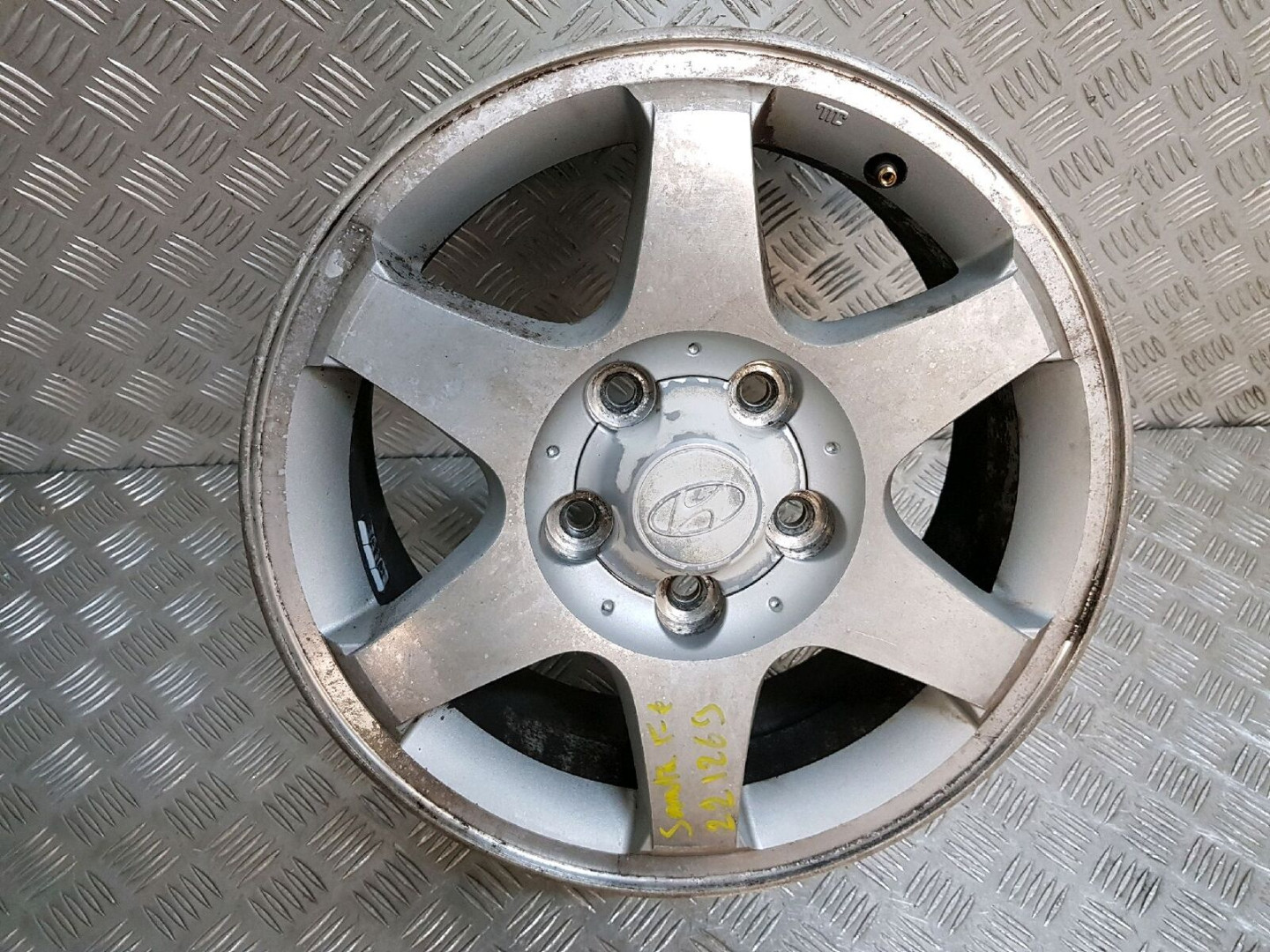 Оригінальний ковпачок для дисків Hyundai 52960-26100