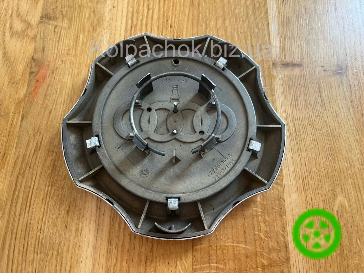 Оригінальний ковпачок для дисків Audi 4Z7601165A