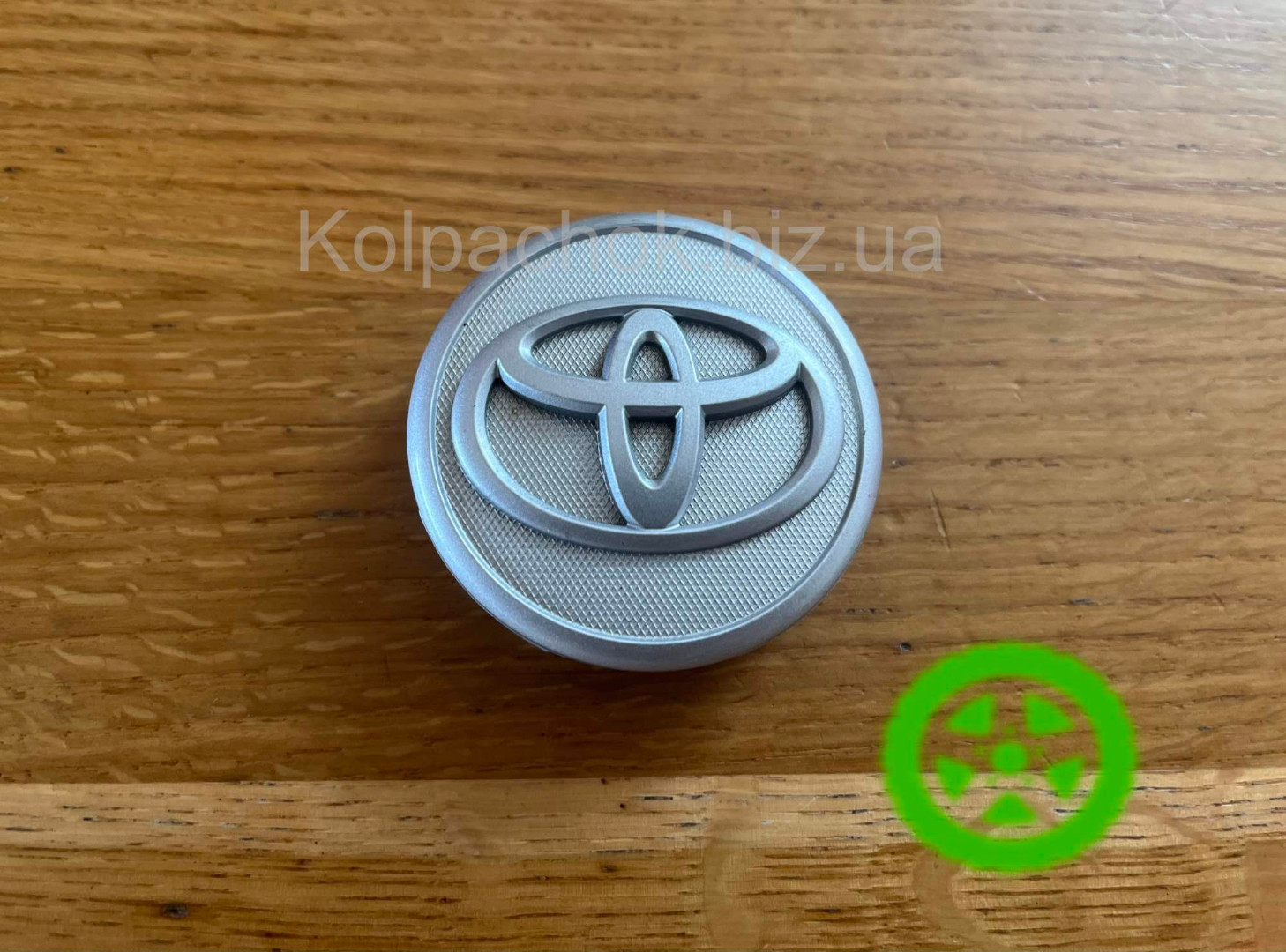 Оригинальный колпачок на диски Toyota 42603-52130