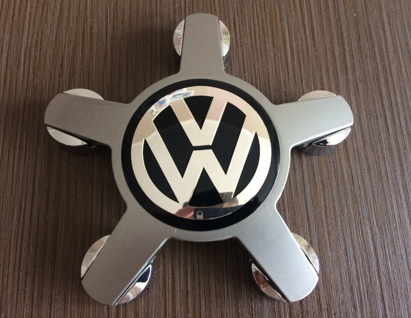 Wheels center Caps with VW logo for Audi wheels 4F0601165N