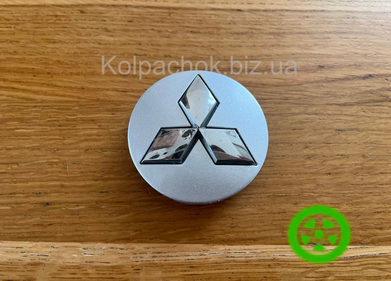 Оригінальнийй ковпачок для дисків Mitsubishi MN103370-01
