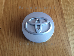 Оригинальный колпачок на диски Toyota 4260312760