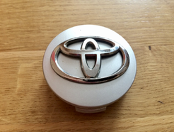 Оригинальный колпачок на диски Toyota 42603-02201