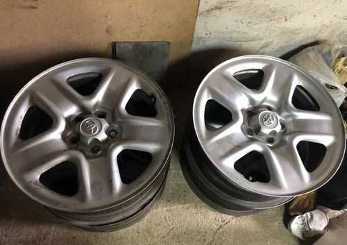 Оригінальний ковпачок для дисків Toyota RAV4 4260342100