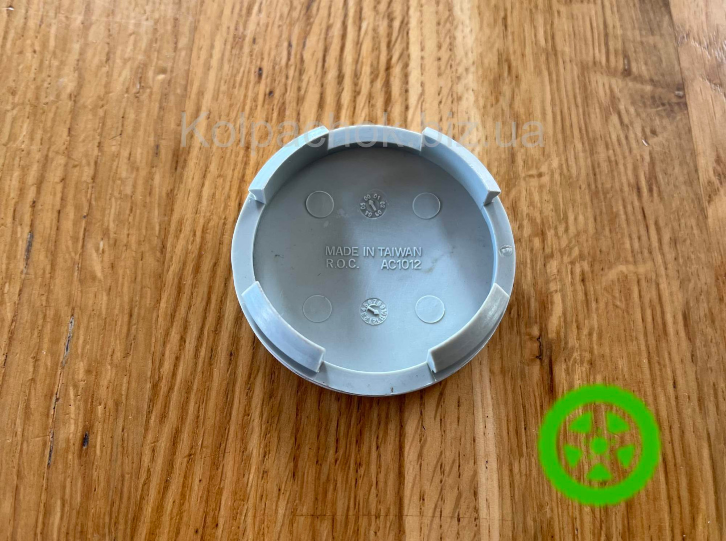 Оригінальний ковпачок для дисків AEZ AC1012