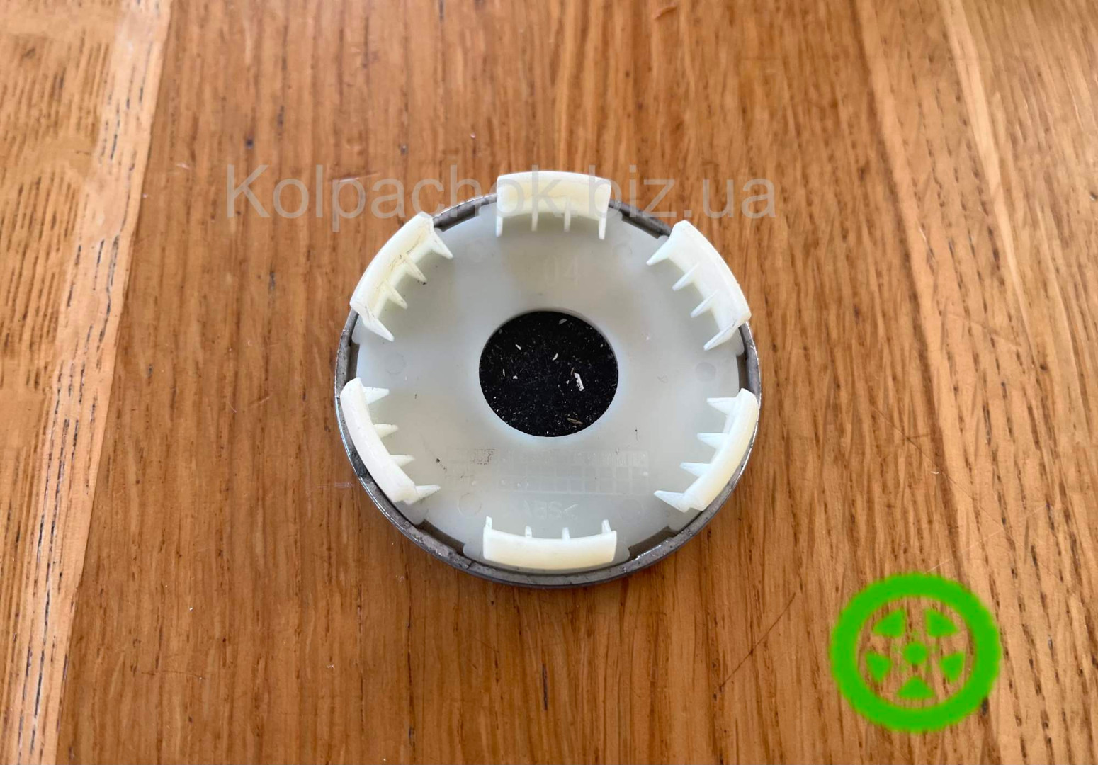 Оригінальний ковпачок для дисків Platin P04