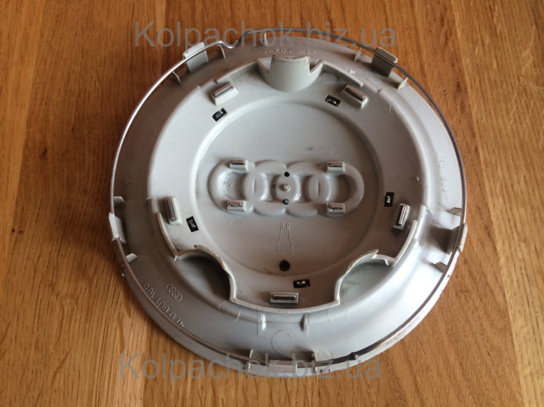Оригінальний ковпачок для дисків Audi 4F0601165